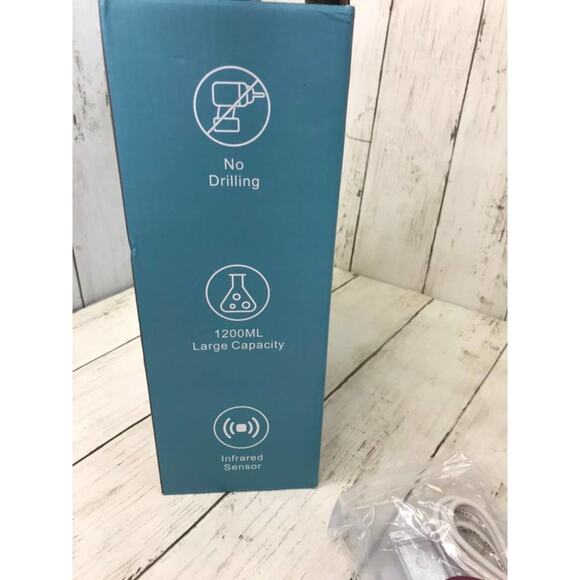 Automatic wall liquid dispenser - Picture 4 of 5